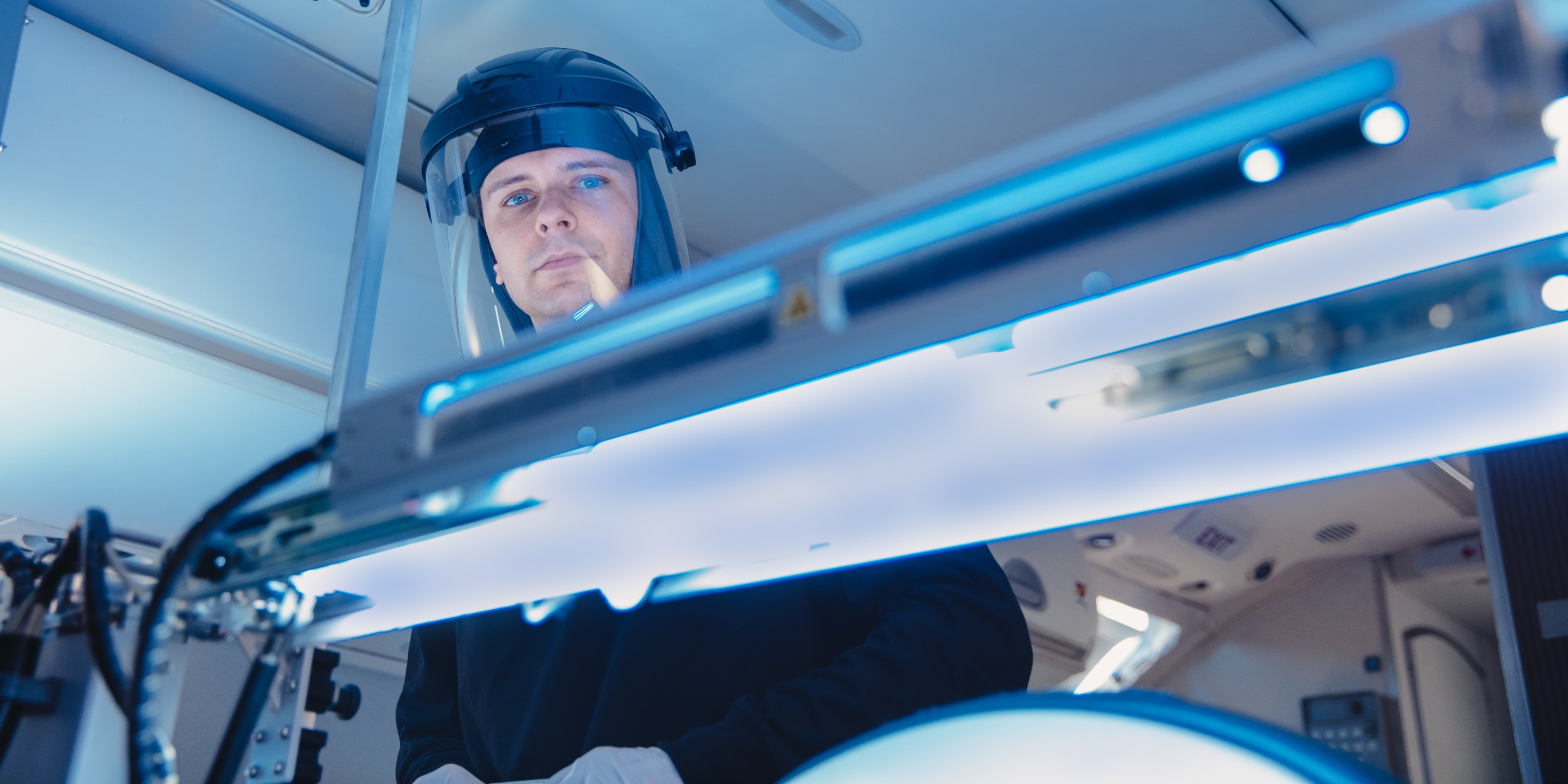 Honeywell To Introduce Fast, Affordable Ultraviolet Cleaning System For Airplane Cabin